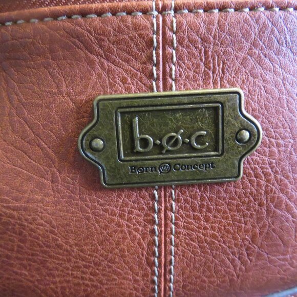 BOC Born Concept Brown crossbody shoulder bag lot of pockets In great condition - Picture 4 of 11